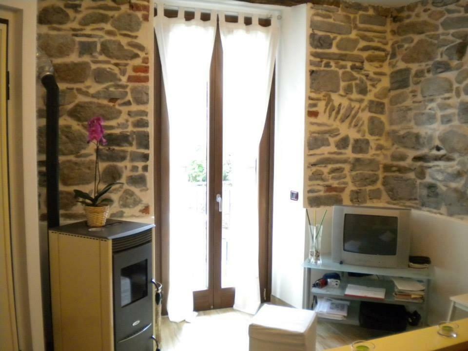 Il Nido Apartment Rezzonico ภายนอก รูปภาพ